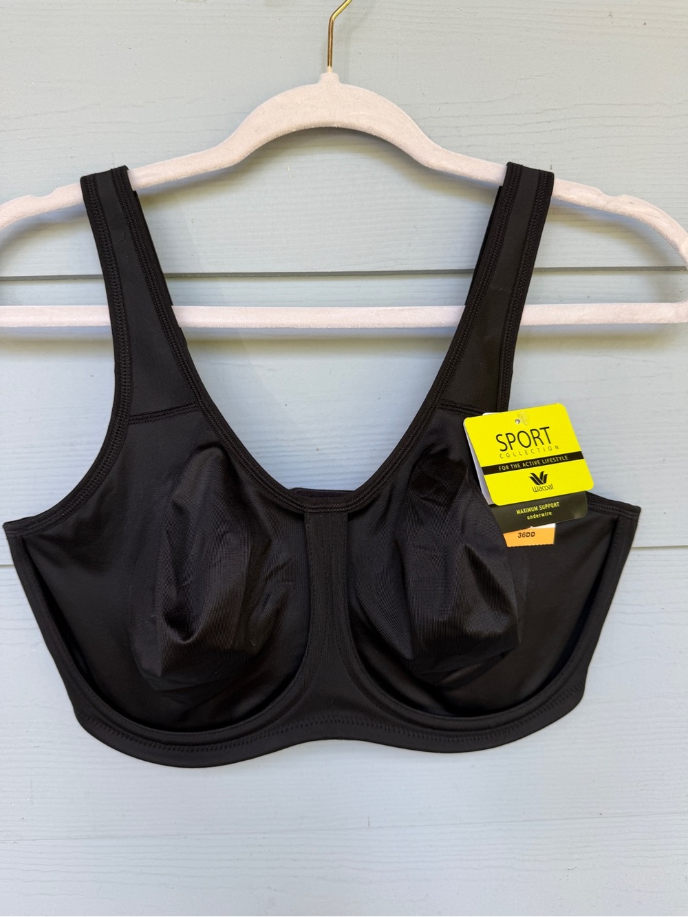 NWT Wacoal Spirts Collection Black Underwire High-Support Sports Bra - 36DD